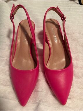 Berness Hot Pink Pointed Slingback Heels
